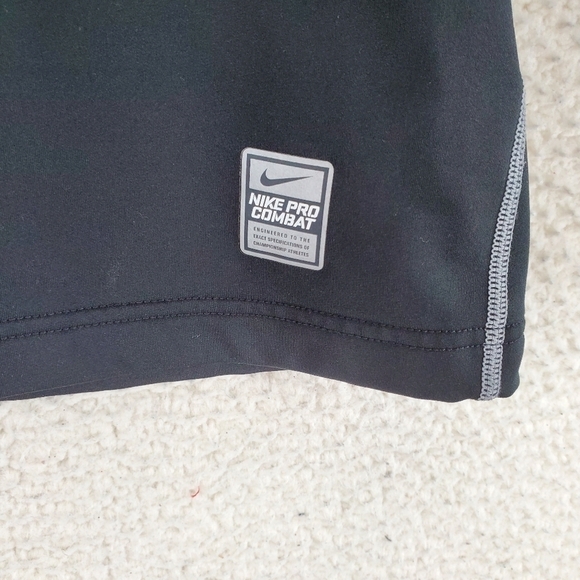 Nike Pro Combat Shirt Mens M Hyperwarm Dri-Fit Max Black Gray 1/4 Zip Fitted L/S - Picture 9 of 13